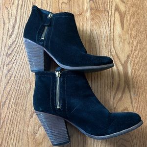 Beautiful boots. 38 size of boden. Made in India